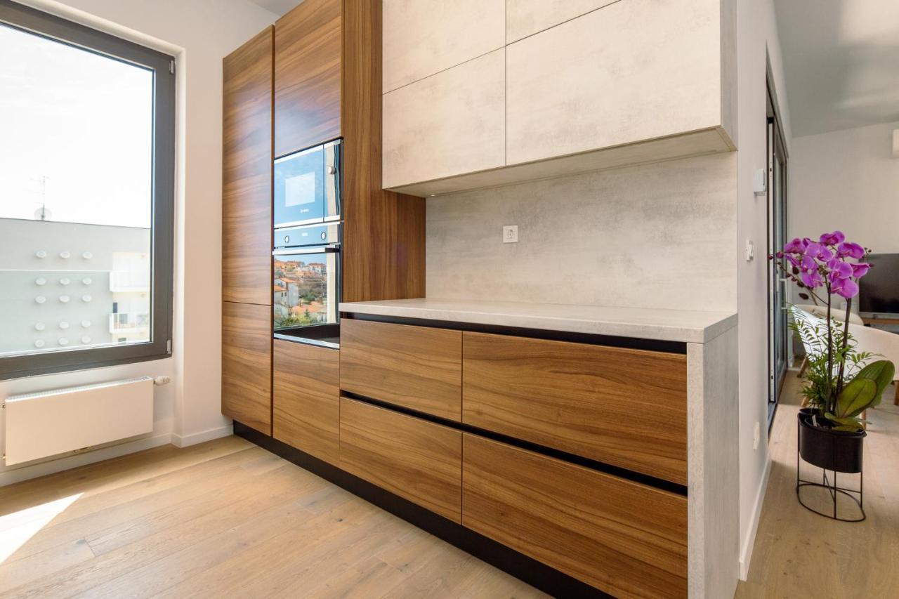 Pr Premium Apartment Ровінь Екстер'єр фото