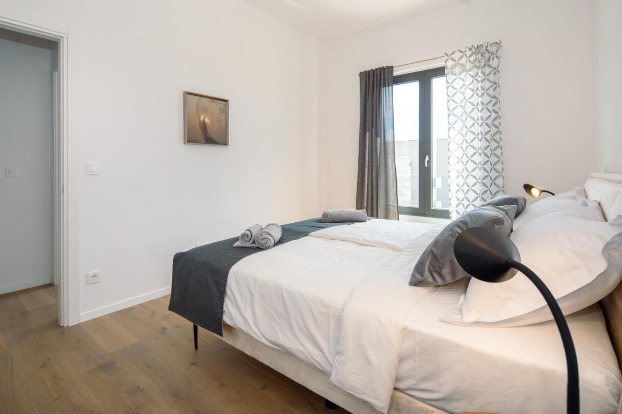 Pr Premium Apartment Ровінь Екстер'єр фото